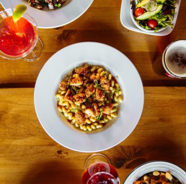 Le Tusker | Cuisine & pub