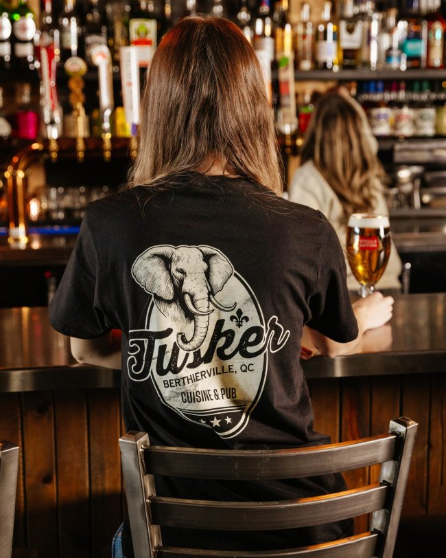 Le Tusker | Cuisine & pub